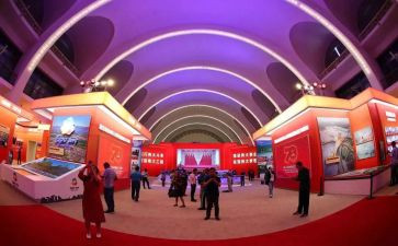 中国70周年观后感8篇