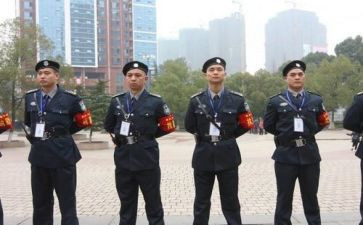 学校保安月总结报告7篇