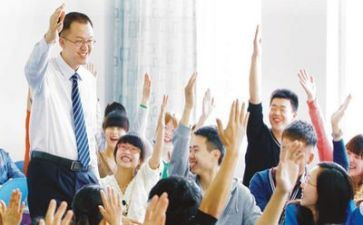 关于大学励志演讲稿参考7篇