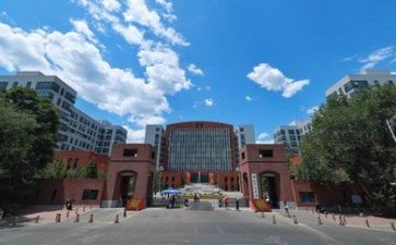 高校教师述职报告8篇