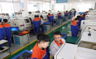 技工年终工作总结8篇