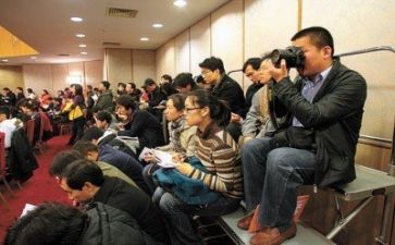 记者年度个人总结8篇