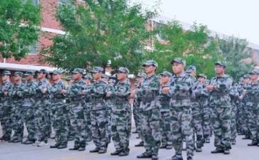 校领导在军训上的讲话稿6篇