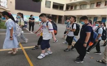校长六年级毕业典礼讲话稿7篇