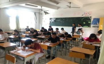高三语文老师期末总结7篇