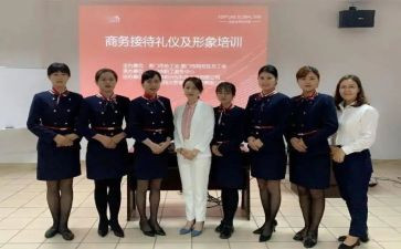 塑造与被塑造作文5篇