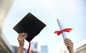 乌鸦幼儿园教案8篇