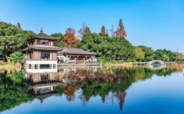 去西湖旅游作文7篇