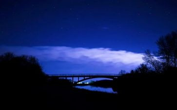 《静夜思》的教案优质6篇