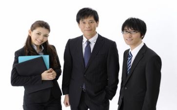 职工年工作总结参考8篇