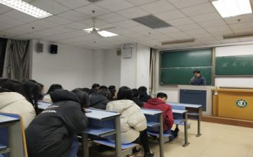 感恩的心班会主题班会演讲稿推荐7篇